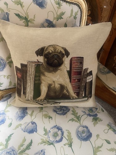 Pug puppy cushion belgium - pug,