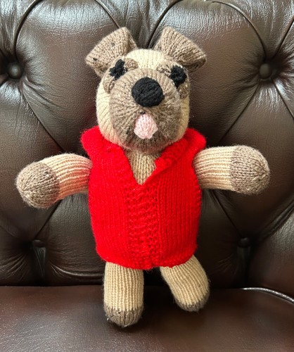 Hand knitted pug - knitted, dog